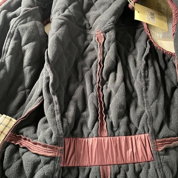 Barbour Quilted Vest in Burgundy - Picture 7 of 11